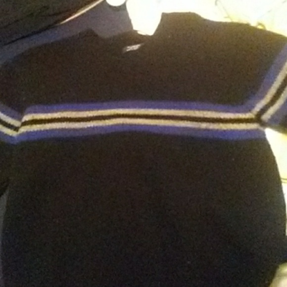 Sweater - Picture 1 of 1